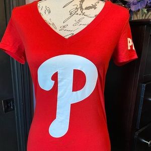 PINK Victoria’s Secret Phillies tee